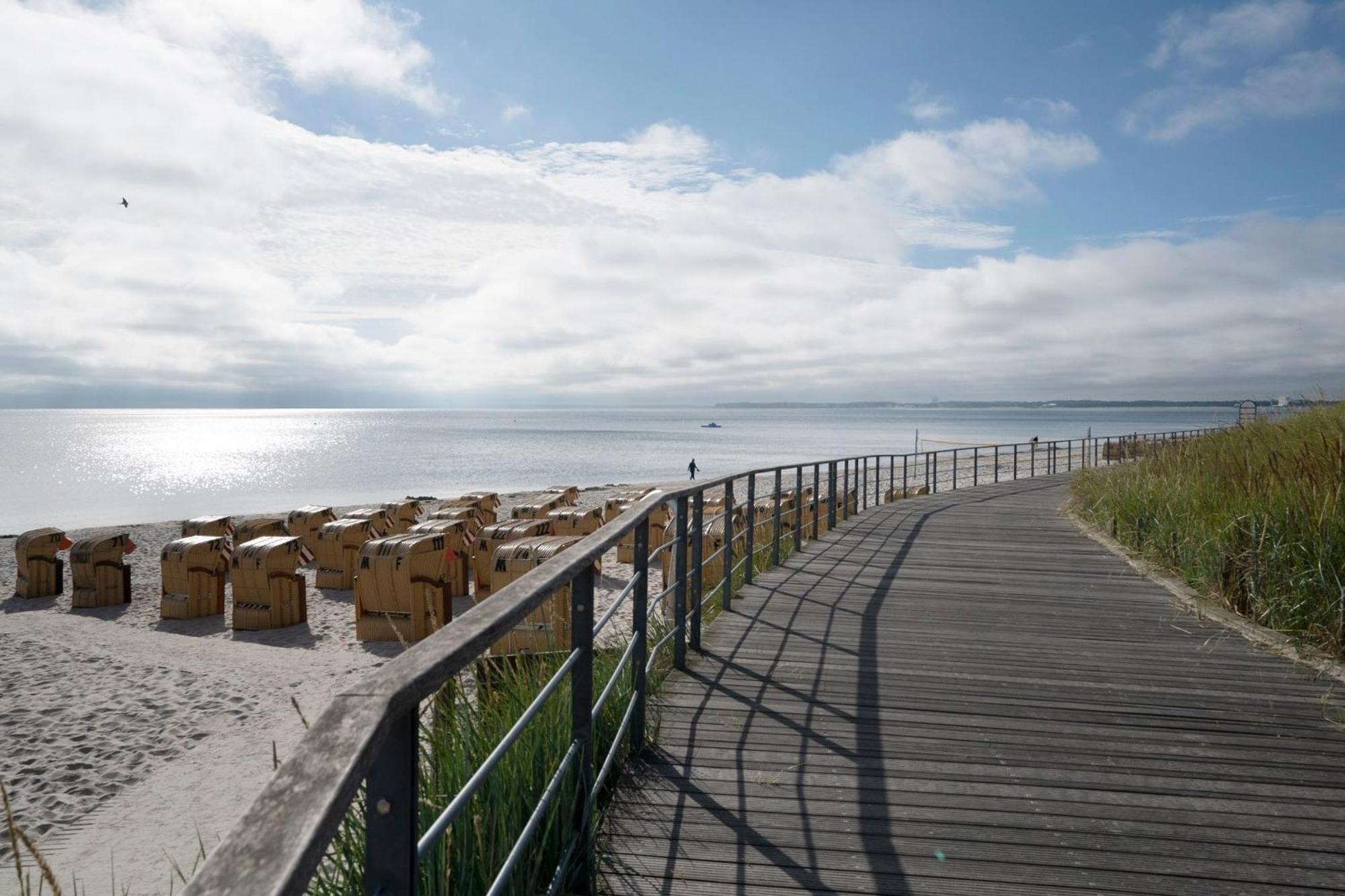 Strandburg Ostseeblick Scharbeutz Luaran gambar